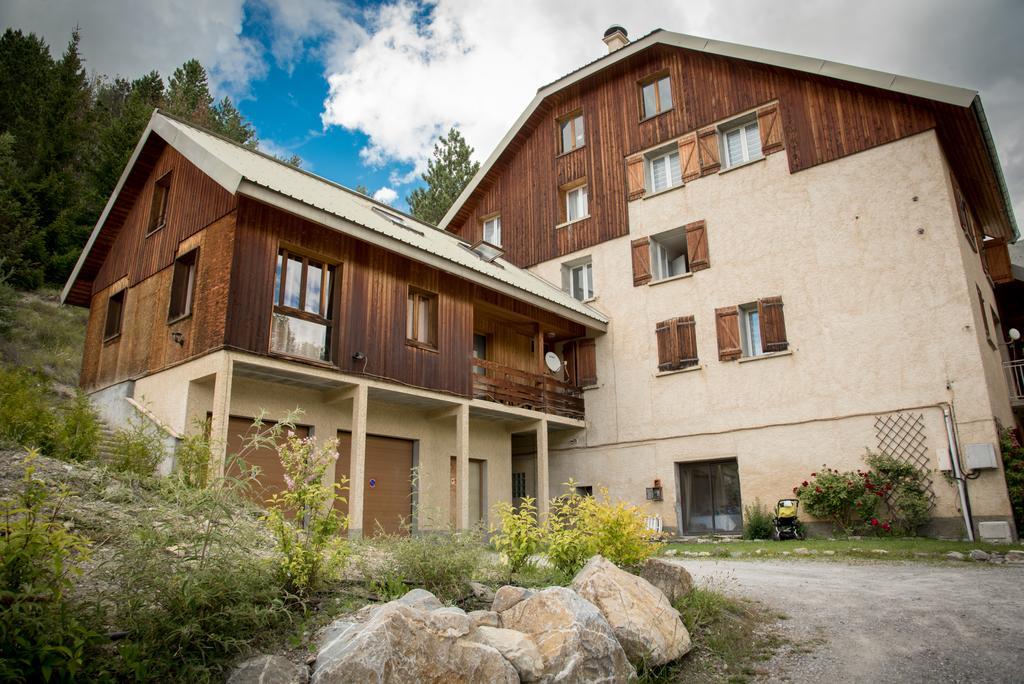 Chalet Les Moineaux Chambres D'Hotes Jausiers Buitenkant foto